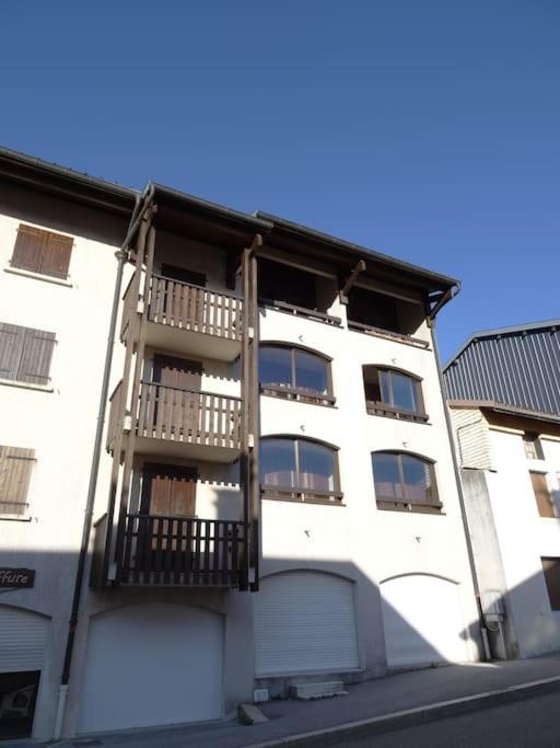 Appartement Au Coeur Du Village Avec Parking Prive Mijoux Exterior foto